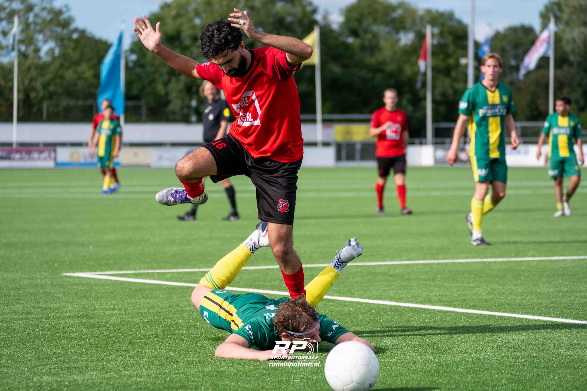 Wedstrijdverslag RKDES - Voorschoten